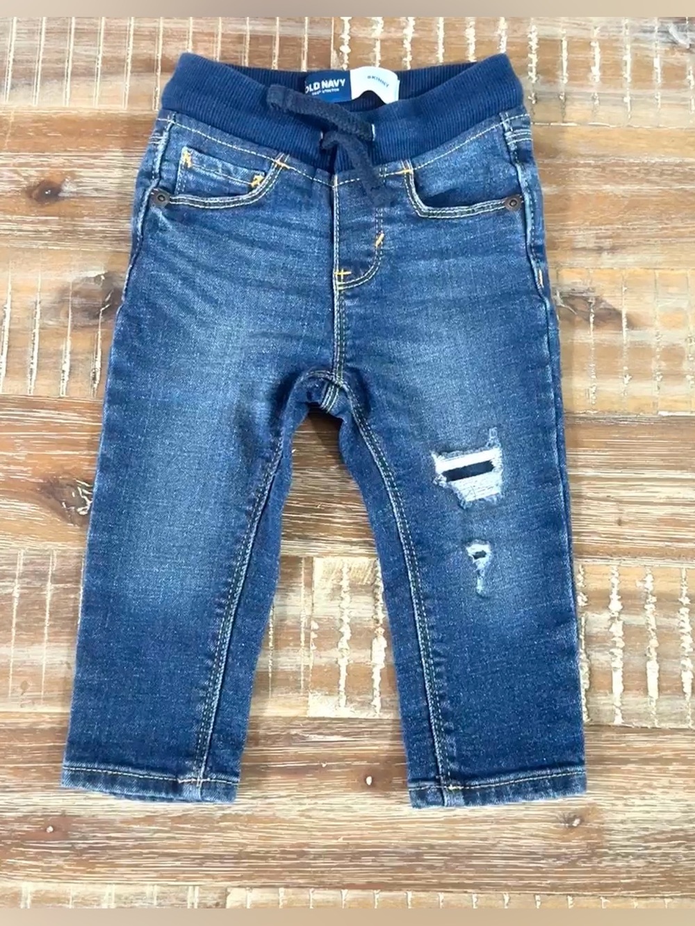 Old Navy Baby Pull-On Skinny Jeans 12-18m